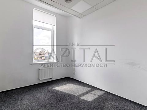 коммерческая по адресу Жилянская ул., 110