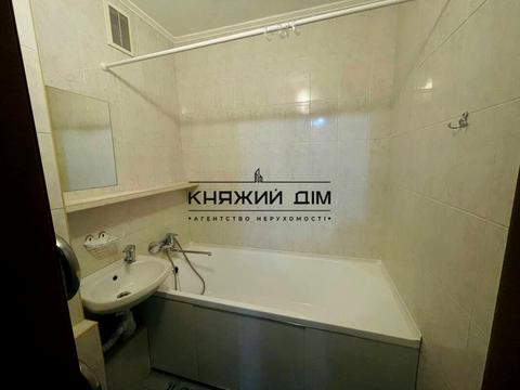 квартира по адресу Владимира Ивасюка просп. (Героїв Сталінграду), 20-А