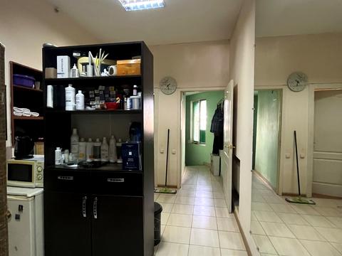 комерційна за адресою Базарна вул., 56/58