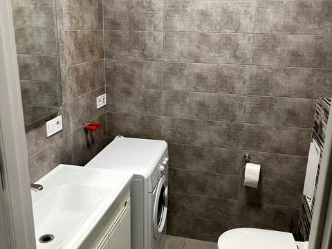 квартира за адресою Ревуцького вул., 44