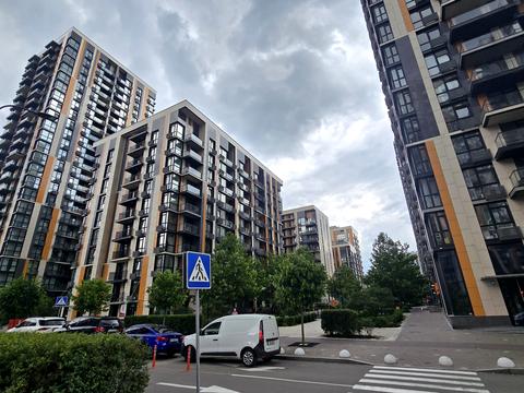комерційна за адресою Предславинська вул., 40