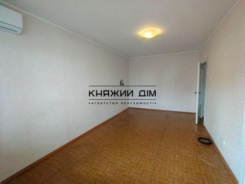 комерційна за адресою Петра Григоренка просп., 38а