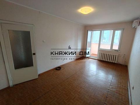 комерційна за адресою Петра Григоренка просп., 38а