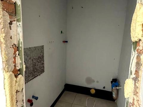 комерційна за адресою Прорізна вул., 5