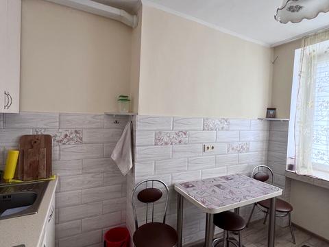 квартира за адресою Володимира Великого вул. (Артема), 49а