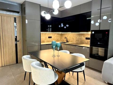 квартира за адресою Петра Лінтура, 27б
