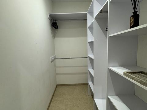 квартира по адресу Вячеслава Черновола ул., 94-Г