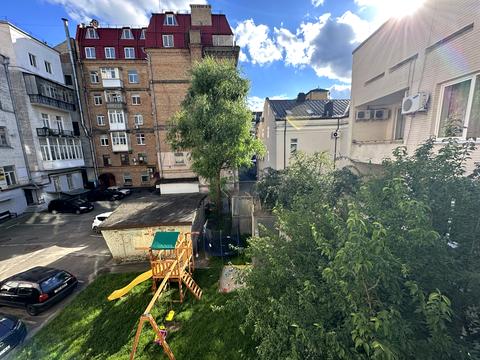 квартира за адресою Рейтарська вул., 31/16