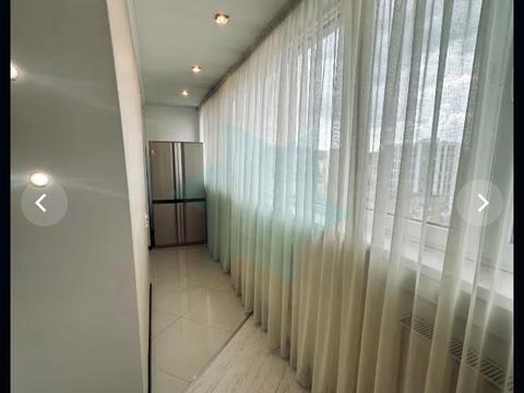квартира за адресою Космічна вул., 3