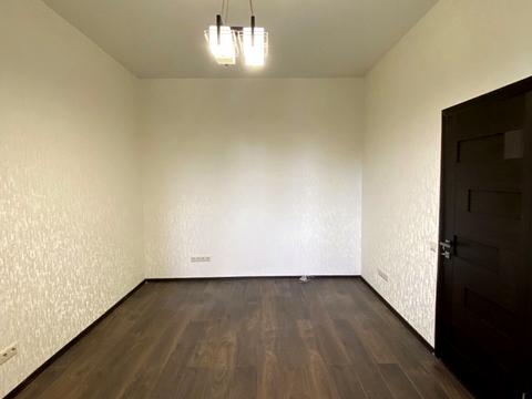 комерційна за адресою Миру вул., 13
