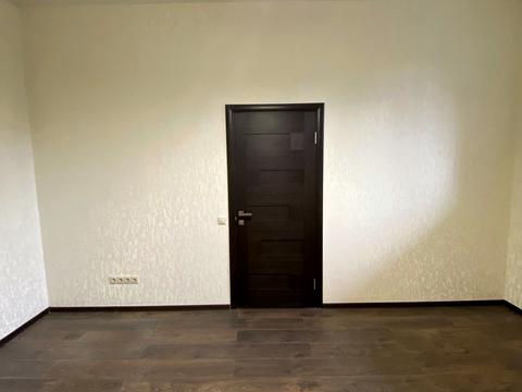 комерційна за адресою Миру вул., 13