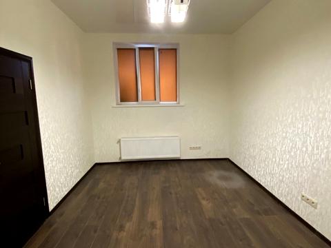 комерційна за адресою Миру вул., 13