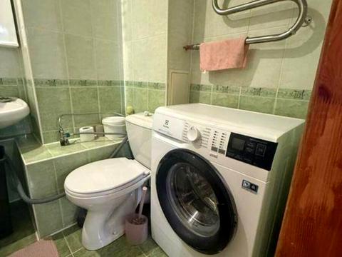 квартира за адресою Київ, Драгоманова вул., 1-К
