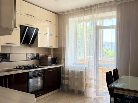 квартира за адресою Братів Міхновських вул. (Московська), 32Б