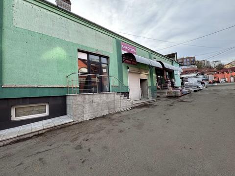 комерційна за адресою Базарна вул., 10