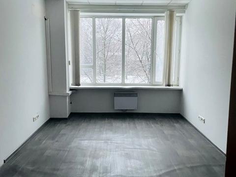 комерційна за адресою Миколи Василенка вул., 7