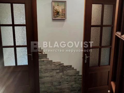 квартира по адресу Щусева ул., 40