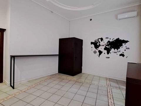 комерційна за адресою Госпітальєрів пров. (2-й Лермонтовський), 13