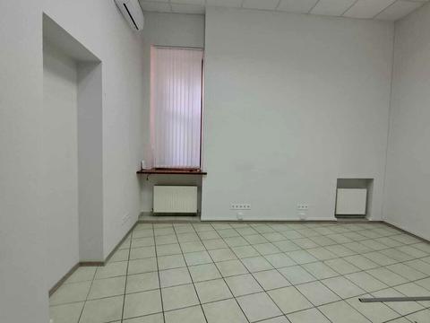 комерційна за адресою Госпітальєрів пров. (2-й Лермонтовський), 13