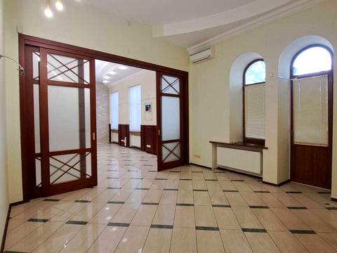 комерційна за адресою Госпітальєрів пров. (2-й Лермонтовський), 13