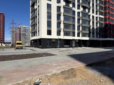 коммерческая по адресу Олександра Олеся ул., (Будинок 10.2)