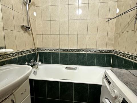 квартира за адресою Богдана-Ігора Антонича вул., 2
