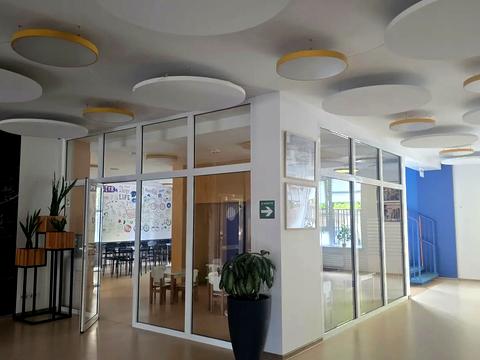 комерційна за адресою Предславинська вул., 53а