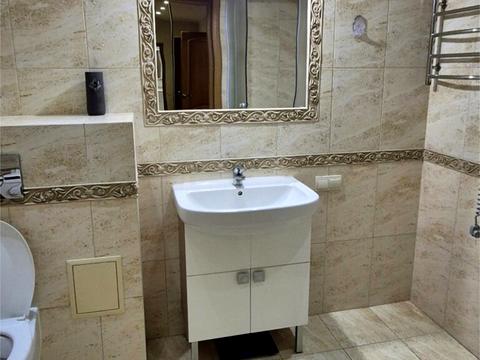 квартира за адресою Патріарха Мстислава Скрипника вул., 40
