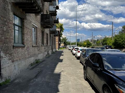 комерційна за адресою Миколи Грінченка вул., 8