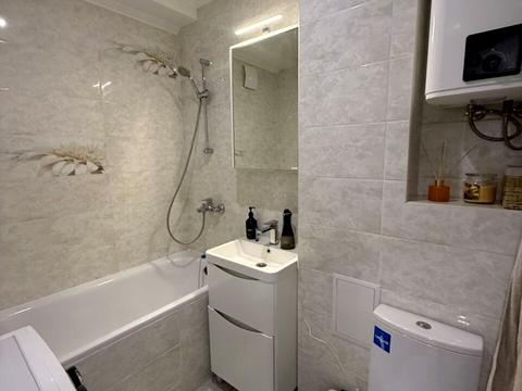 квартира за адресою Академіка Булаховського вул., 36