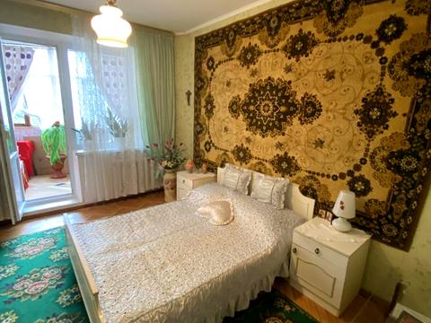 квартира за адресою Боровиковського бульв., 10