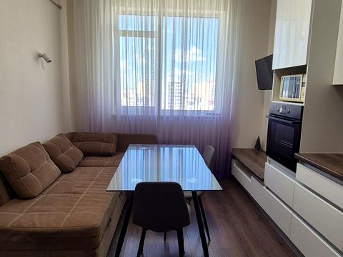 квартира за адресою Академіка Сахарова вул., 3-А