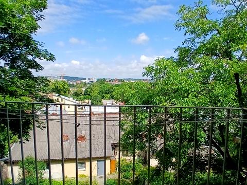 квартира за адресою Богдана Хмельницького вул., 105