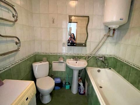 квартира за адресою Гната Хоткевича вул., 53
