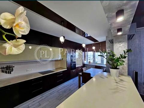 квартира за адресою Драгоманова вул., 40-Ж