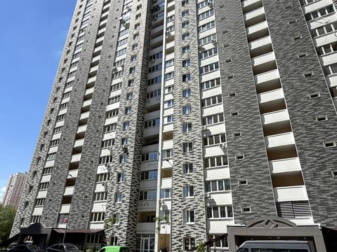 коммерческая по адресу Ревуцкого ул., 54