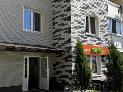 коммерческая по адресу Ревуцкого ул., 54