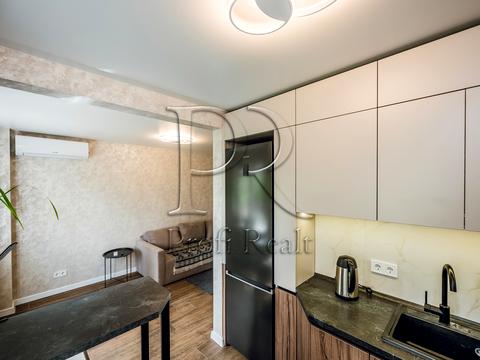 квартира за адресою Дубровицька вул., 8