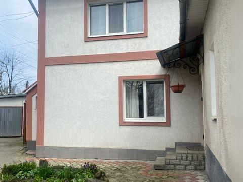 комерційна за адресою Вишнева вул., 34