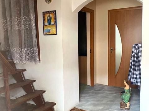 комерційна за адресою Вишнева вул., 34