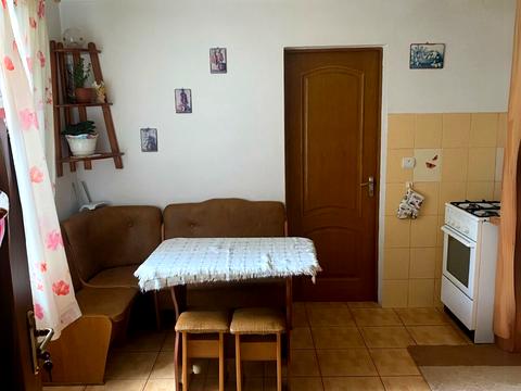 комерційна за адресою Вишнева вул., 34