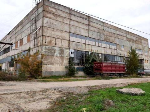 комерційна за адресою Фастівська вул., 1