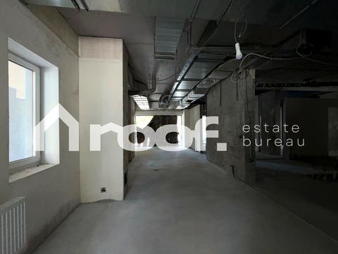 коммерческая по адресу Антоновича ул. (Горького), 103