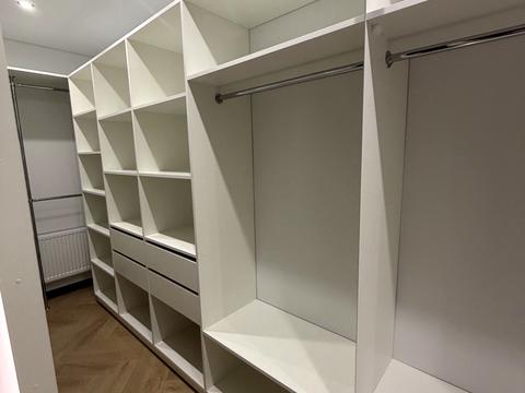 квартира по адресу Студентская ул., 24-А