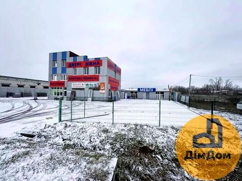 коммерческая по адресу Харківська, 43