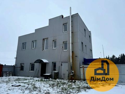 коммерческая по адресу Харківська, 43