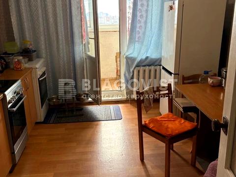 квартира за адресою Милославська вул., 4