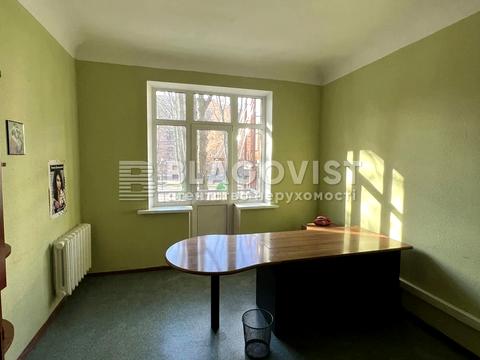 комерційна за адресою Віталія Скакуна вул. (Академіка Каблукова), 4