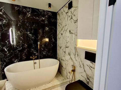 квартира за адресою Степана Бандери вул., 77-Б