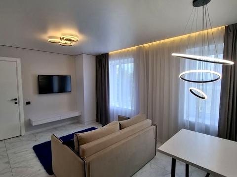 квартира за адресою Степана Бандери вул., 77-Б